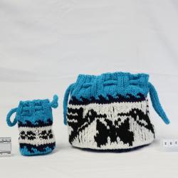 Knitting, drawstring bag. 