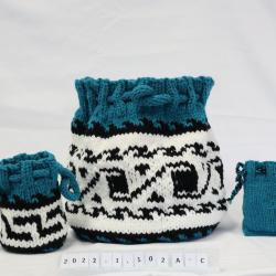 Knitting, drawstring bag. 